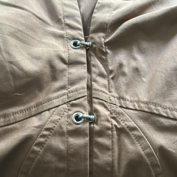 NWT Women’s Button Down Shirts - Picture 8 of 11